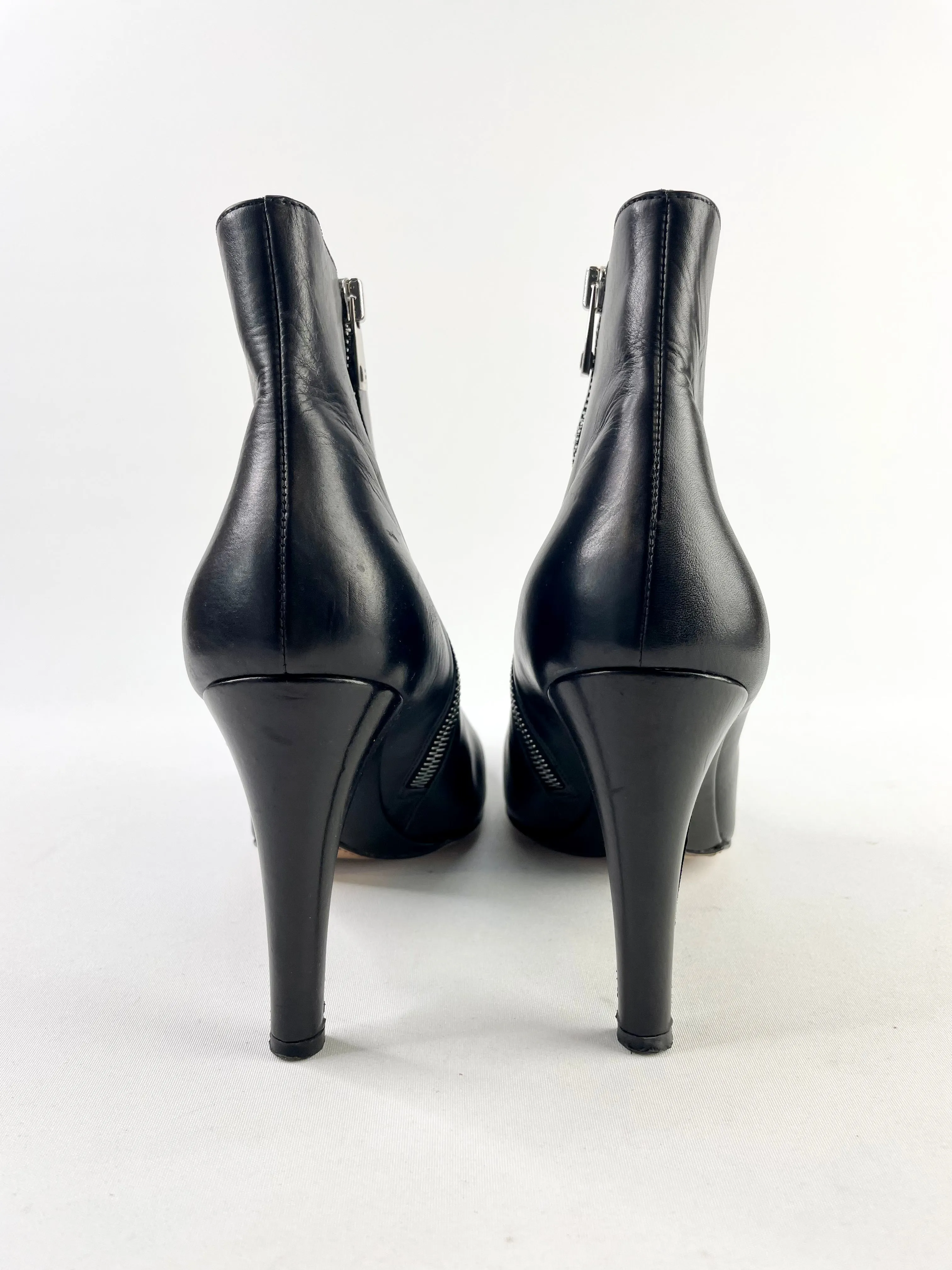 Bally Black Leather Heel Boots - EU41