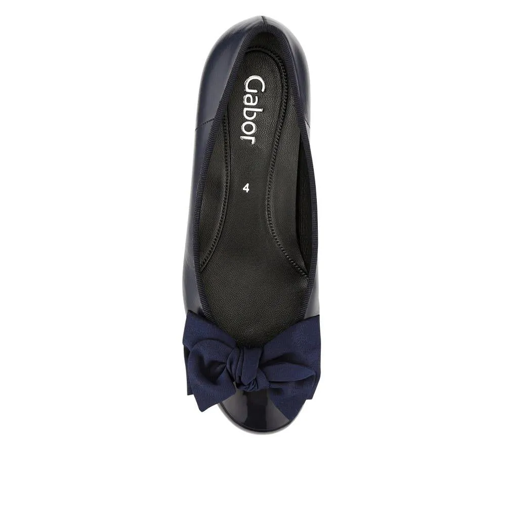 Bow-Detailed Ballet Pumps - GAB38500 / 324 167