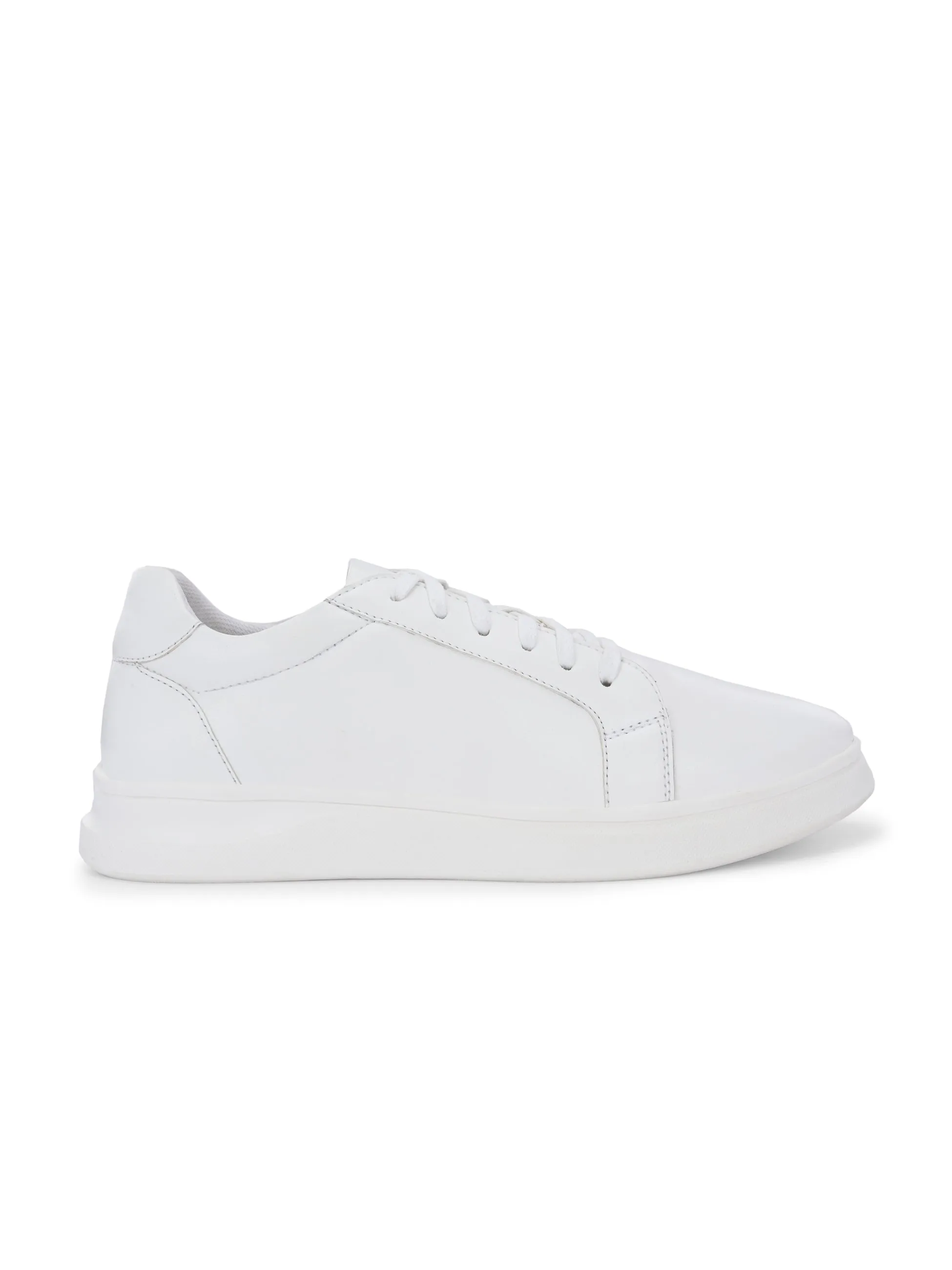 Chase Men's Sneaker