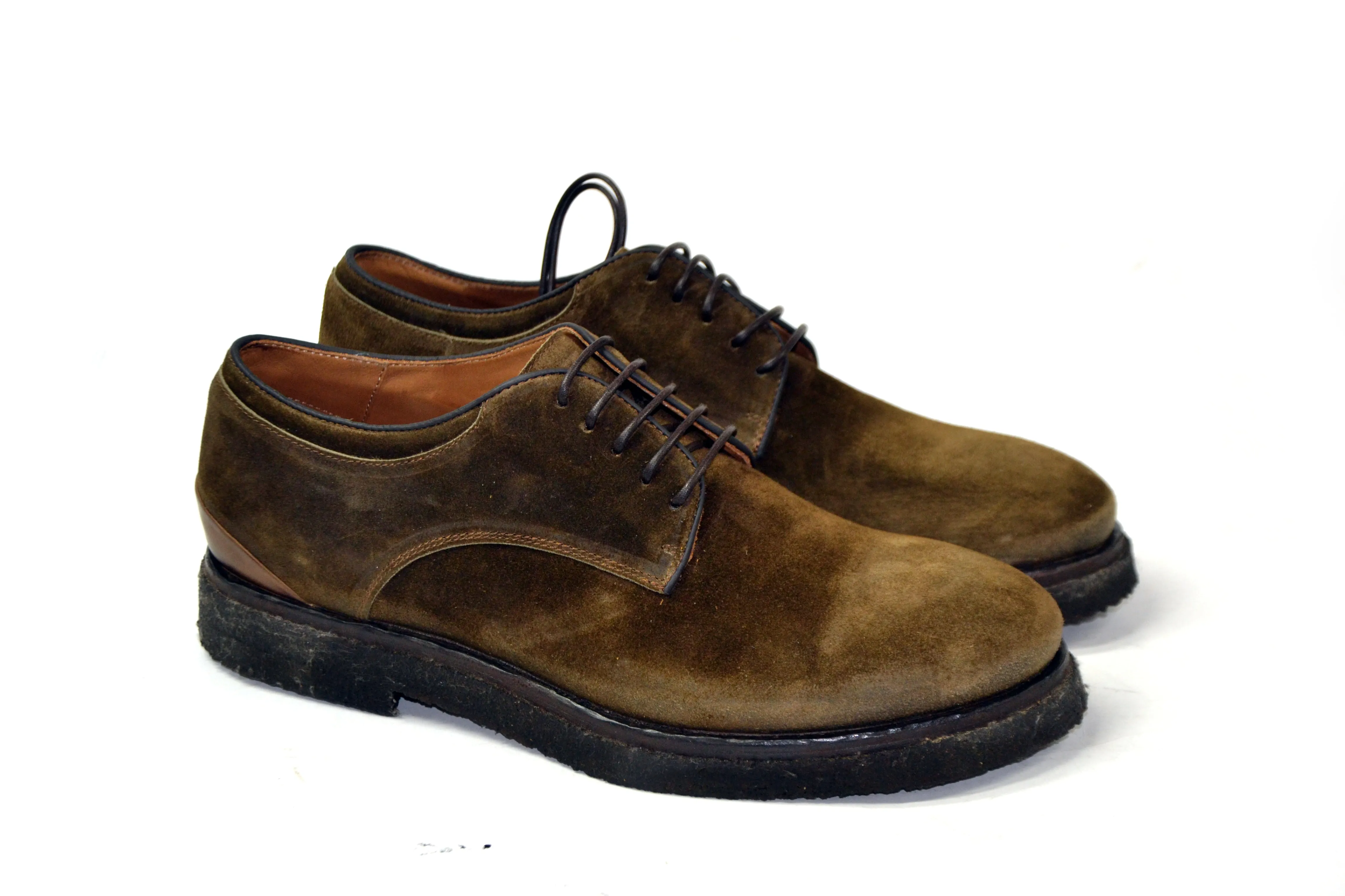 LAST PAIR 41-SUEDE NATURAL CREPE DERBY