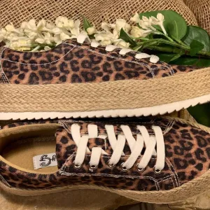 Maria Leopard Sneaker