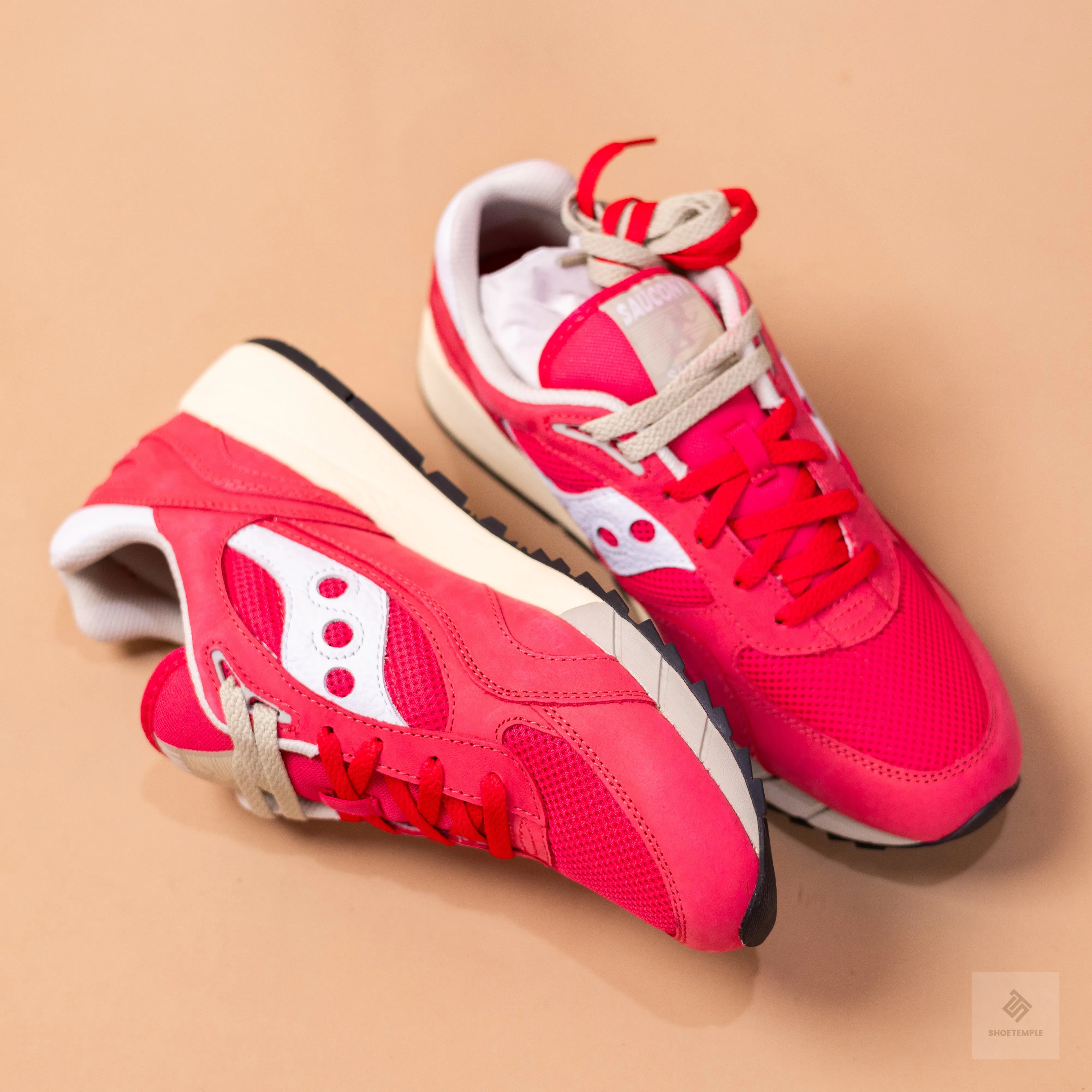 Saucony Shadow 6000 Sneaker