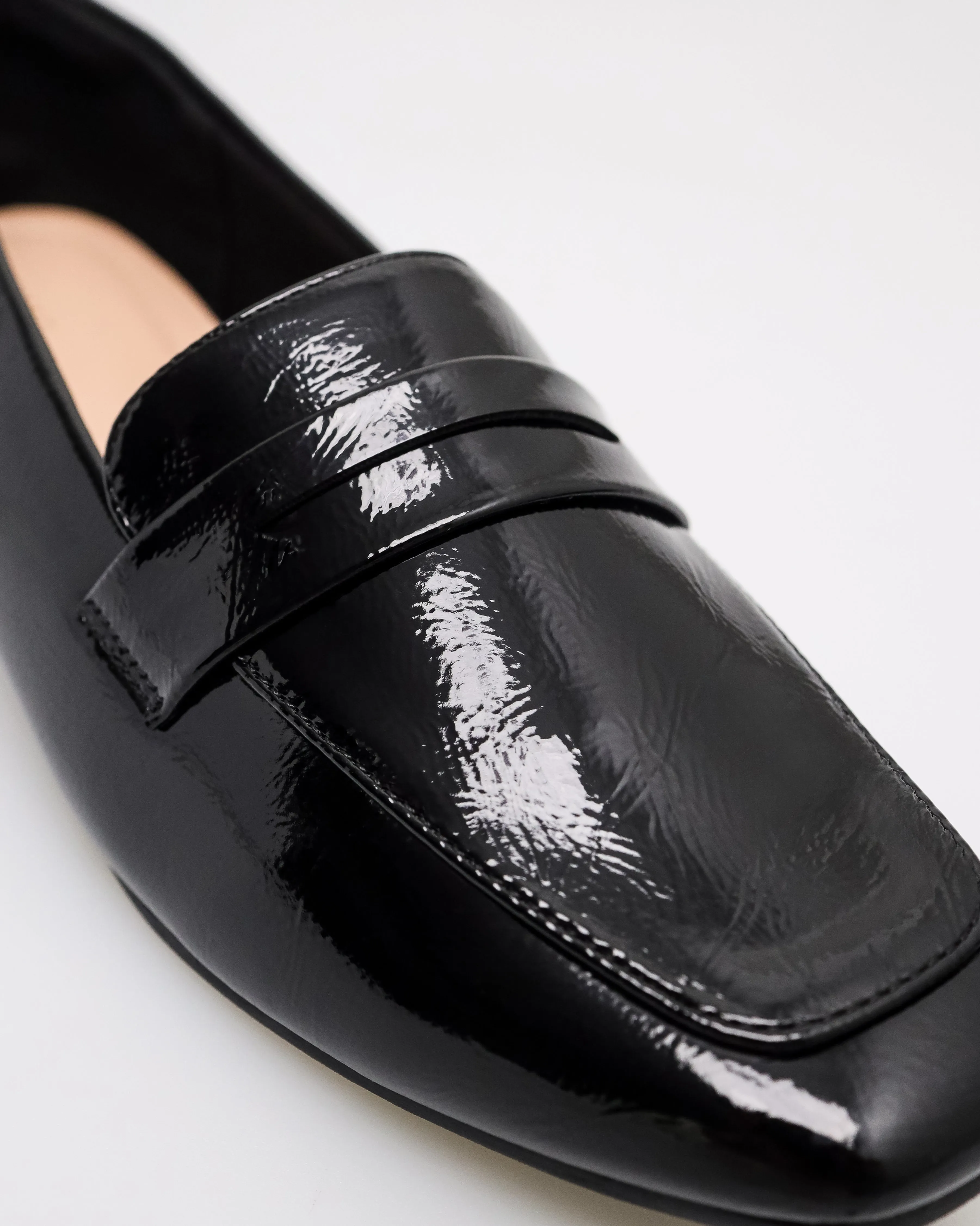 Tomaz NN543 Ladies Penny Loafers