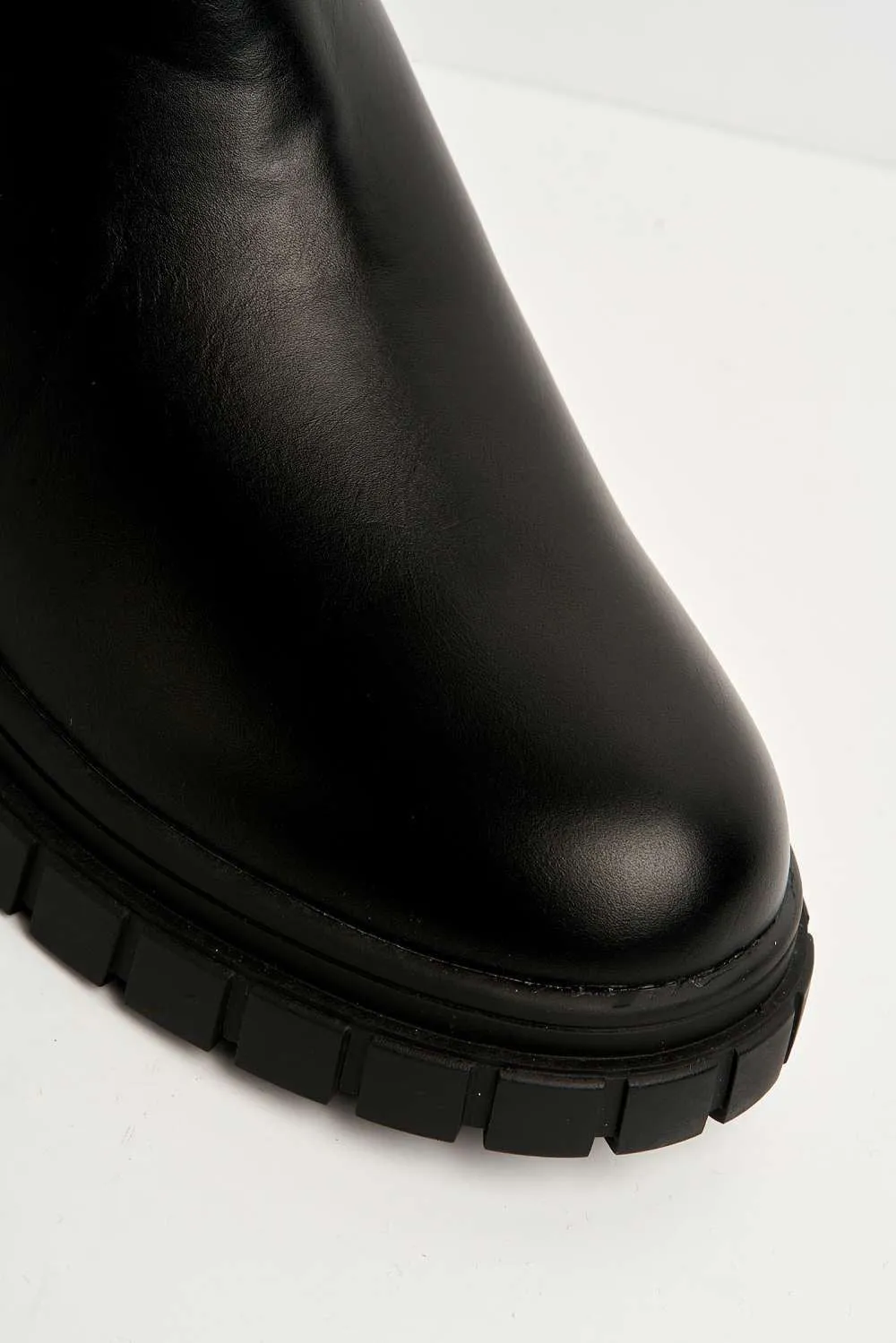 Udrisse Over The Knee Chunky Sock Boots in Black Knit